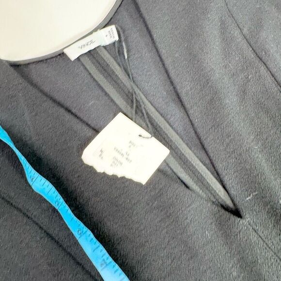 Vince Dress Womens 6 Black Sheath Short Sleeve V Neck Career Minimalist New - Picture 2 of 8